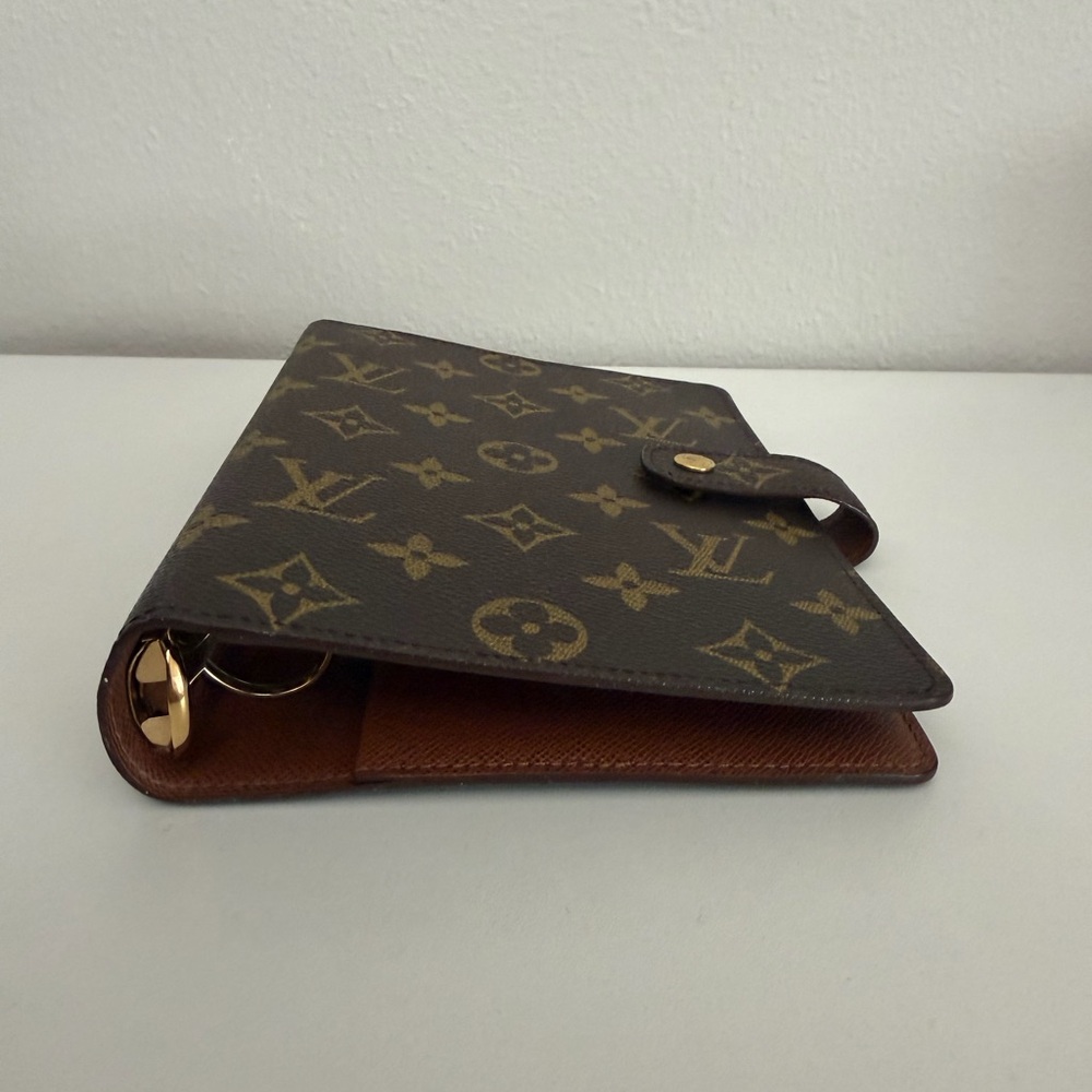 Louis Vuitton MM Ring Agenda (Medium) - Picture 4 of 14
